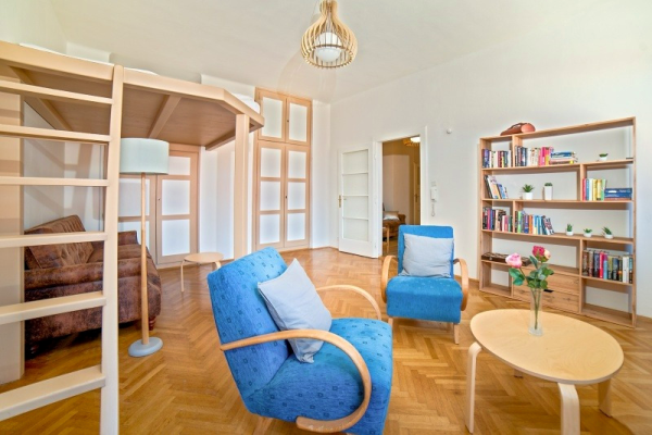 Byt 1+1 Praha, Zlatnická